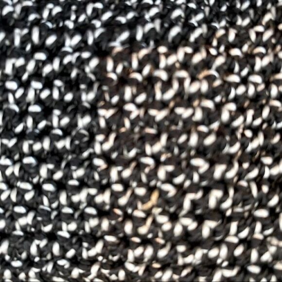 SAK Original Crochet Shoulder Purse/Bag in Black & White. Good Condition - Picture 9 of 14